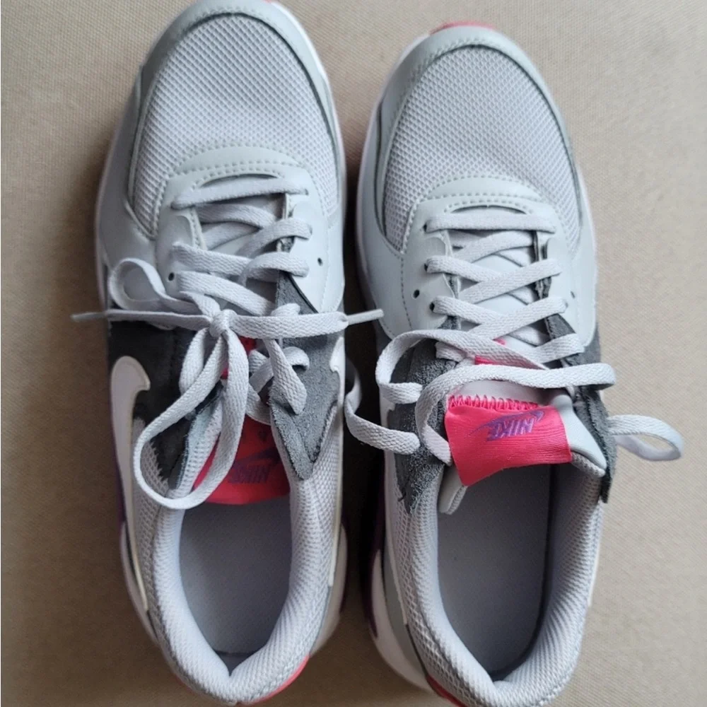 Nike new never